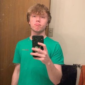 Meet your Posher, Derek